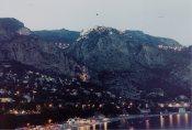 eze_from_below_night_tn.jpg (6072 bytes)