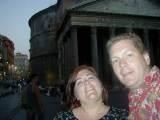 Tami and Chris in front of the Pantheon